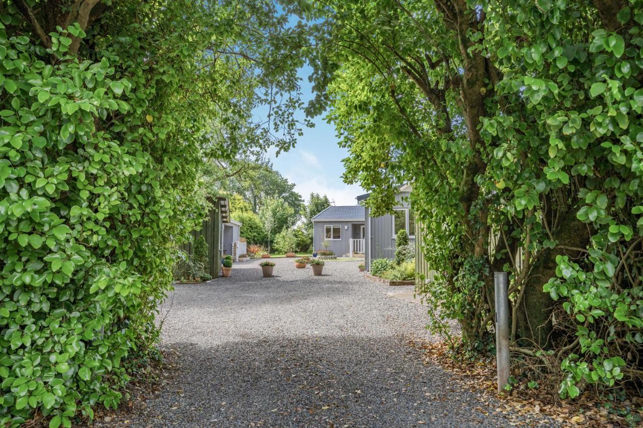 Ramsey Lodge Bier Wood Lodges Tenby Exterior foto